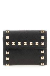 Black leather wallet -  | Wise
