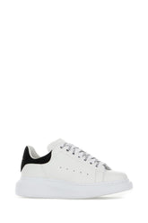 Sneakers in pelle bianca con tallone in pelle scamosciata nera -  | Wise