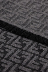 Embroidered wool scarf -  | Wise