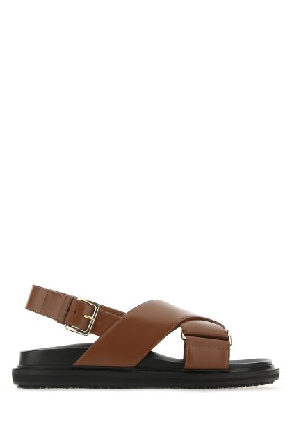 Brown leather Fussbett sandals