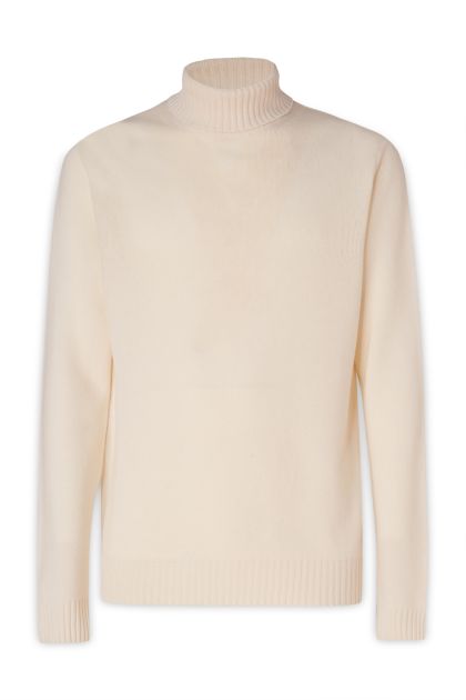 Cream-coloured wool sweater