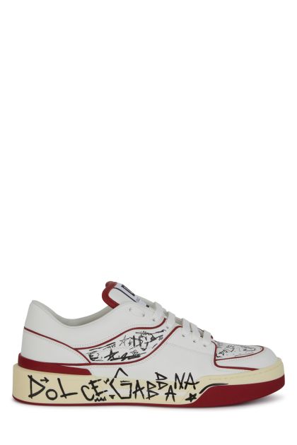 Low-top sneakers in white and raspberry-coloured leather