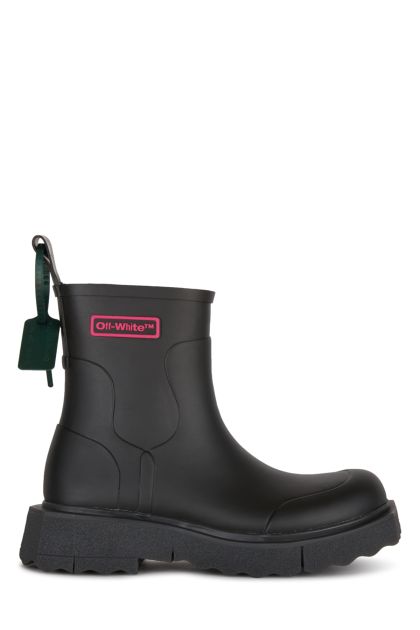 Rain boots in black rubber