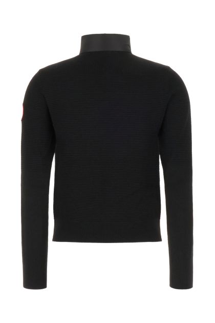 HyBridge down jacket in black knit