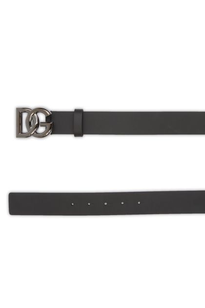 Belt in black leather