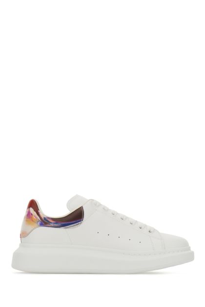 White leather sneakers with printed leather heel