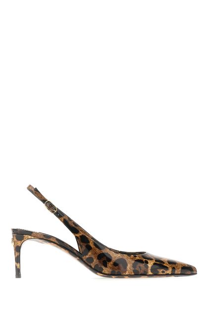 Printed leather pumps