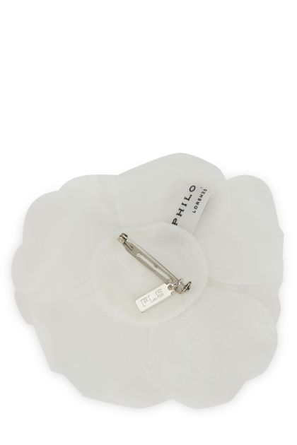 Bijoux brooch in white stretch tulle