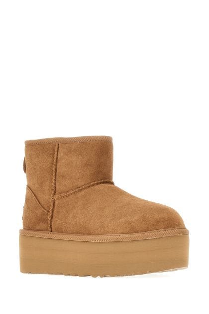 Biscuit suede Classic Mini ankle boots